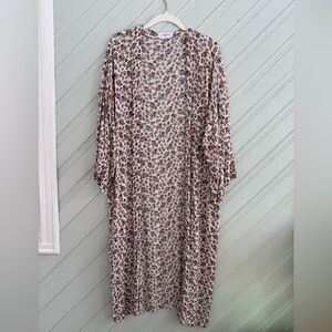 Carly Jean Los Angeles Kimono Size Medium